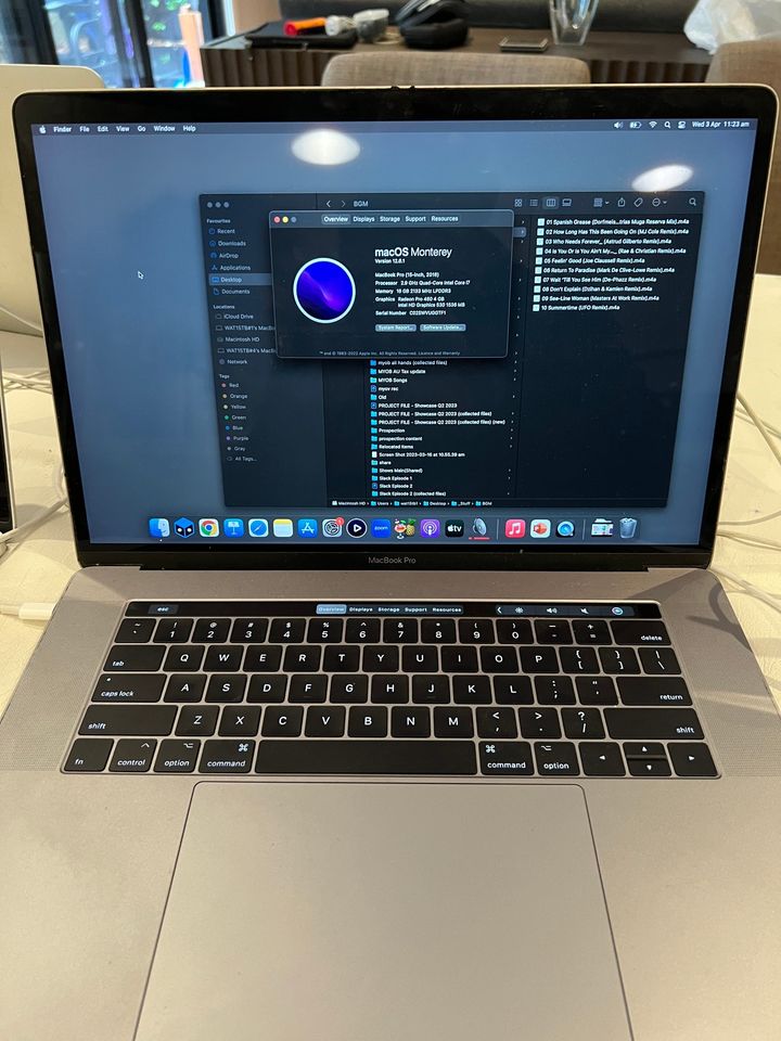 Macbook Pro 15in Mid 2016 - i7 16GB Ram / RadeonPro 460 4GB / 1TB | SN:TF1